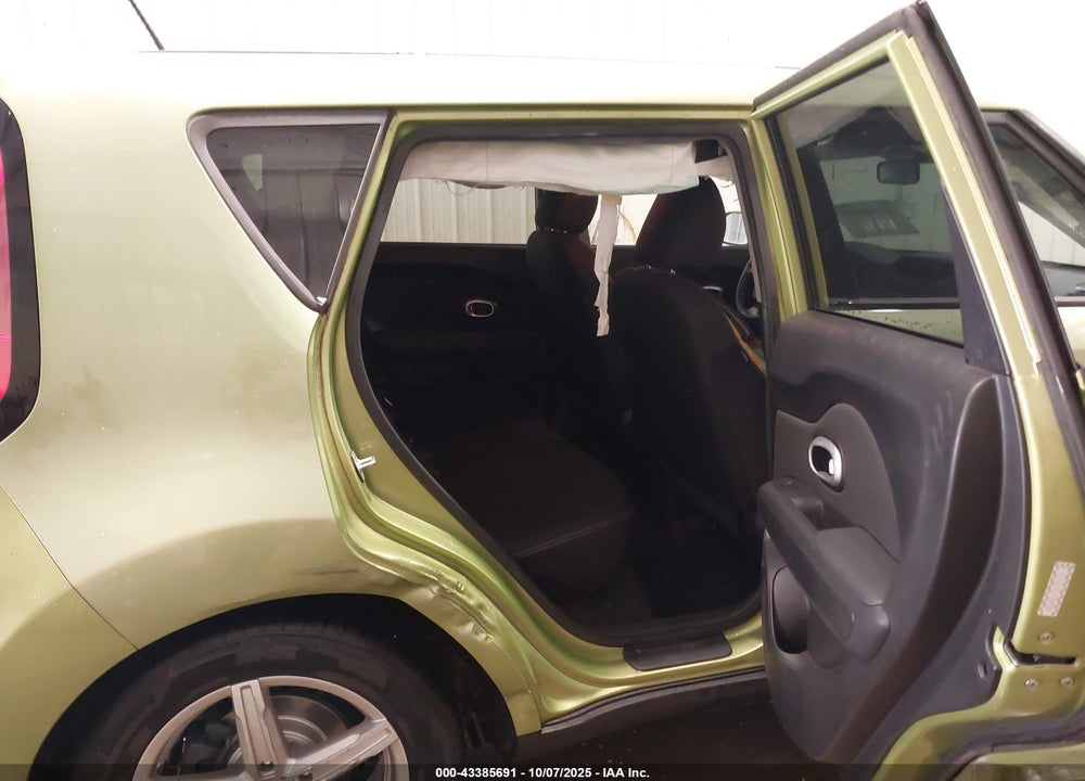 2015 KIA SOUL VIN: KNDJN2A23F7809980