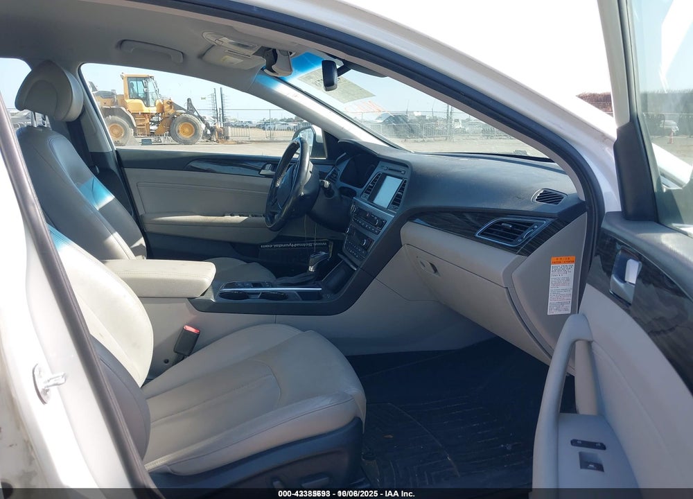 2017 HYUNDAI SONATA PLUG-IN HYBRID LIMITED VIN: KMHE54L2XHA044634