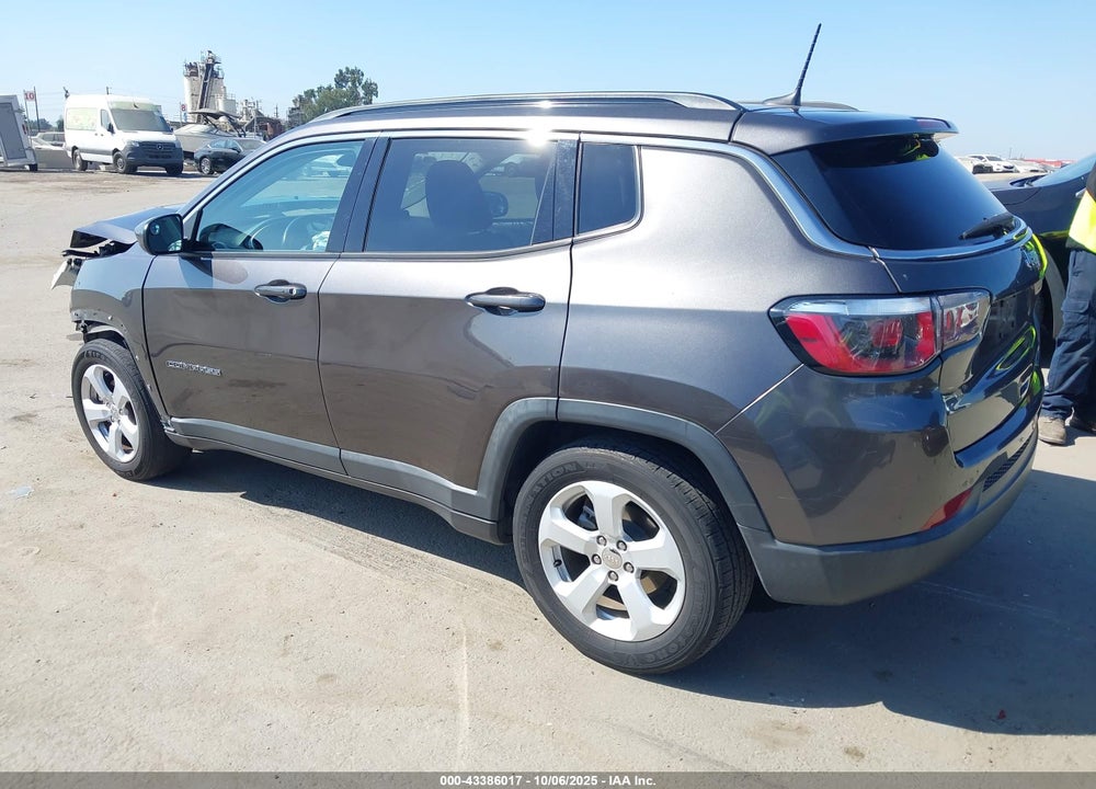 2019 JEEP COMPASS VIN: 3C4NJCBB2KT855422