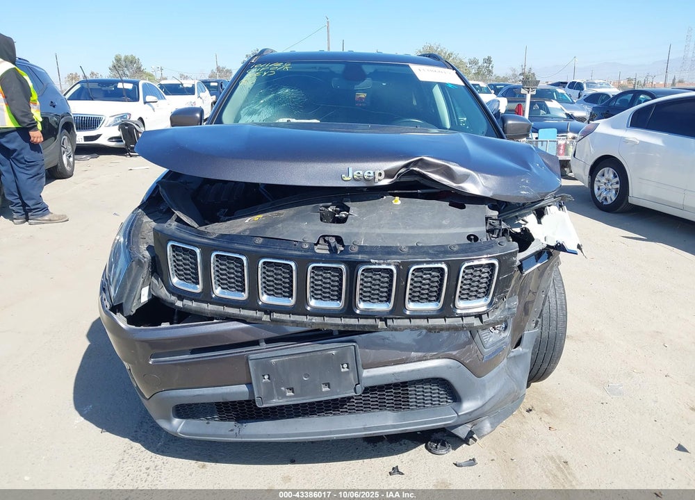 2019 JEEP COMPASS VIN: 3C4NJCBB2KT855422