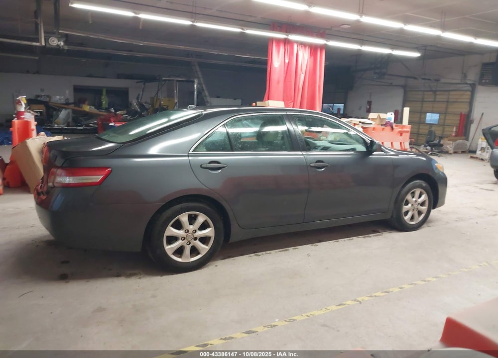 2011 TOYOTA CAMRY VIN: 4T1BF3EK2BU213767