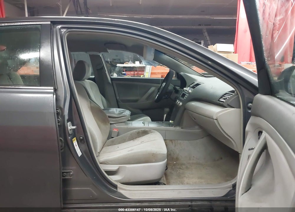 2011 TOYOTA CAMRY VIN: 4T1BF3EK2BU213767