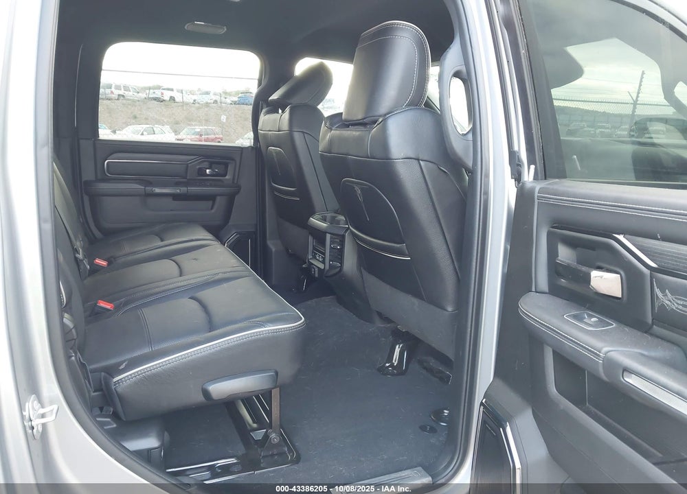 2023 RAM 3500 LIMITED  4X4 6'4 BOX VIN: 3C63R3PL1PG536098