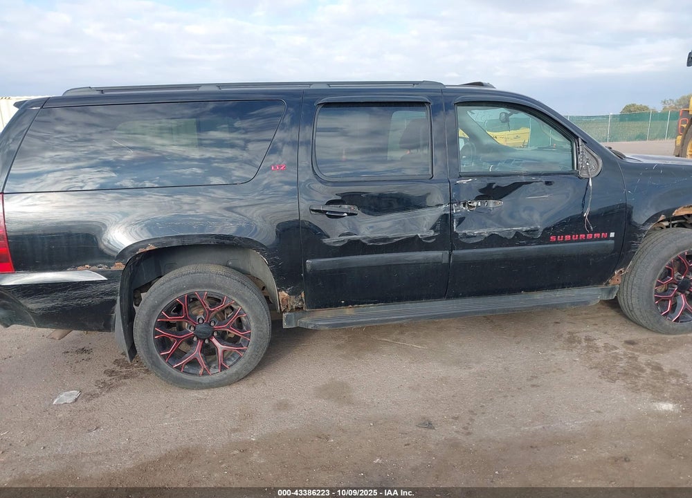 2007 CHEVROLET SUBURBAN 1500 LTZ VIN: 1GNFK16337J368602