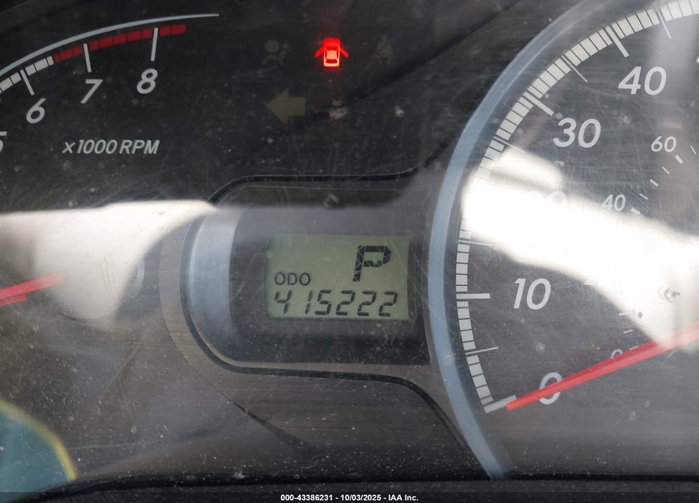 2011 TOYOTA SIENNA LE V6 VIN: 5TDKK3DC4BS128475
