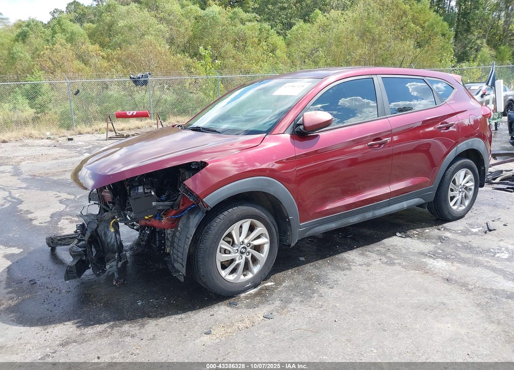 2016 HYUNDAI TUCSON VIN: KM8J23A45GU180690