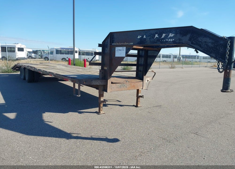 2010 TRAILER X-CEL 30' GOOSENECK DOVETAIL VIN: 1X9DG3021AC014205