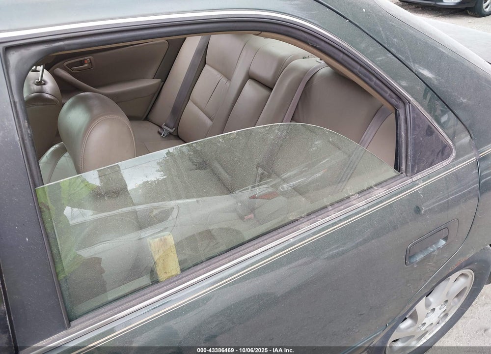 1999 TOYOTA CAMRY XLE V6 VIN: 4T1BF28K0XU081170