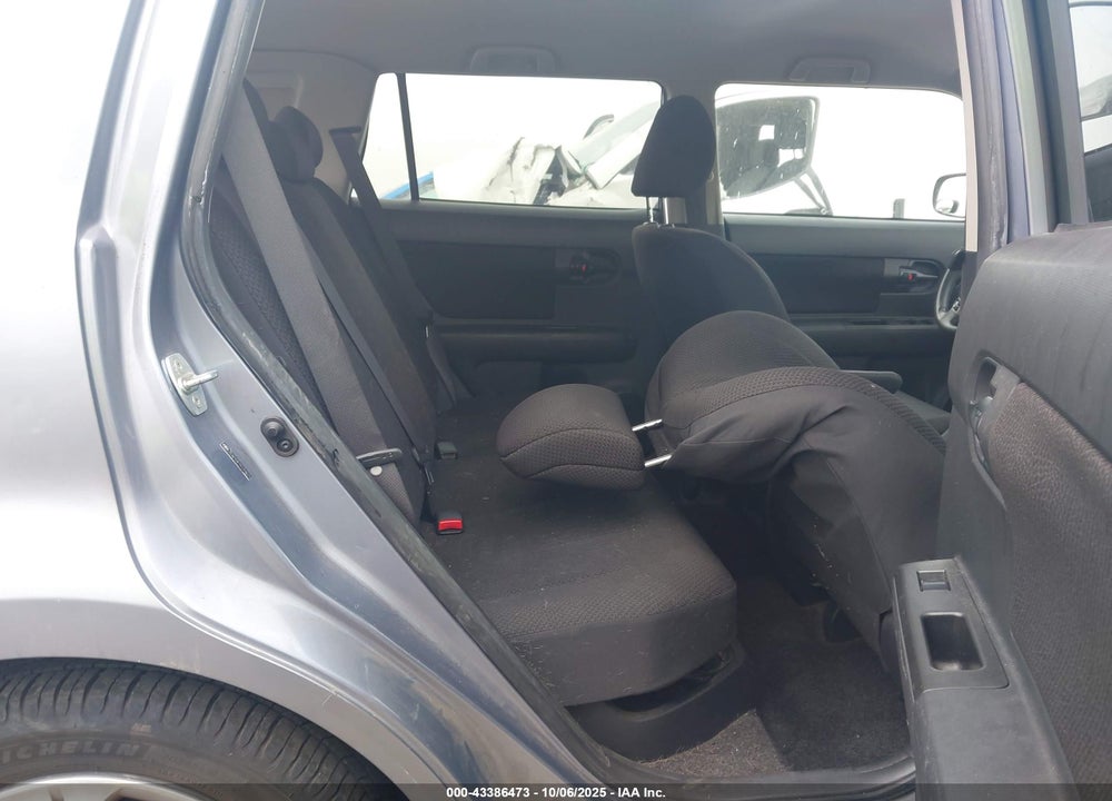 2009 SCION XB VIN: JTLKE50E791078015