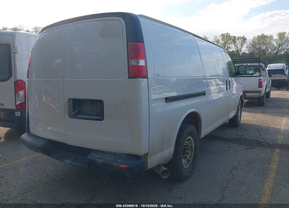 2017 CHEVROLET EXPRESS 2500 VIN: 1GCWGAF12H1157370