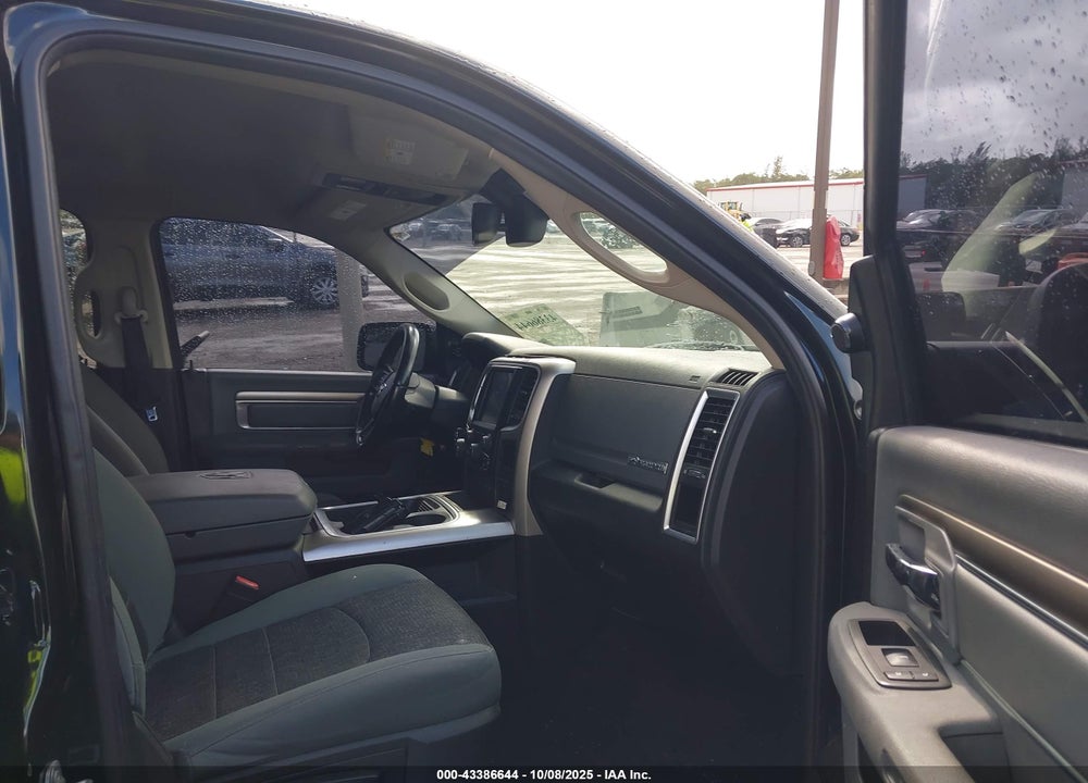 2017 RAM 1500 VIN: 1C6RR7LT9HS540255