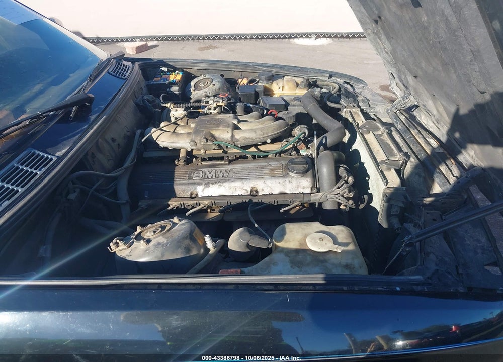 1991 BMW 325 I AUTOMATIC/IS AUTOMATIC VIN: WBAAA2314MEC55065