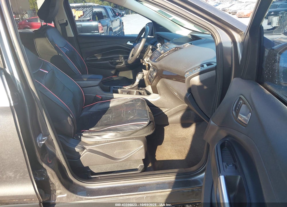 2018 FORD ESCAPE SE VIN: 1FMCU9GDXJUB07285