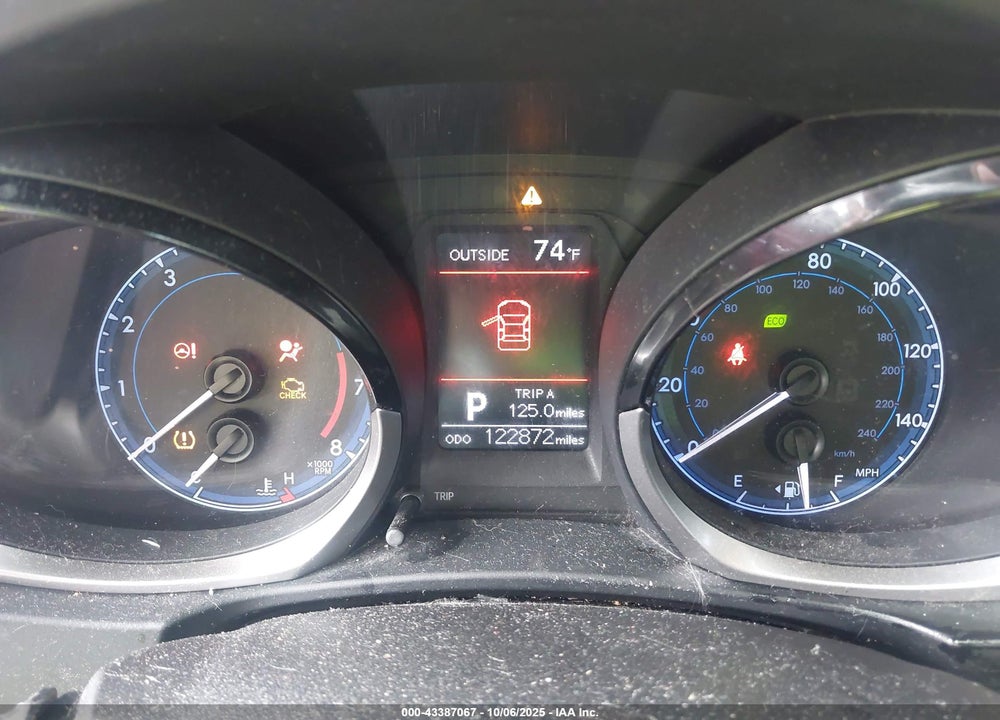 2015 TOYOTA COROLLA S PLUS VIN: 2T1BURHE5FC338655
