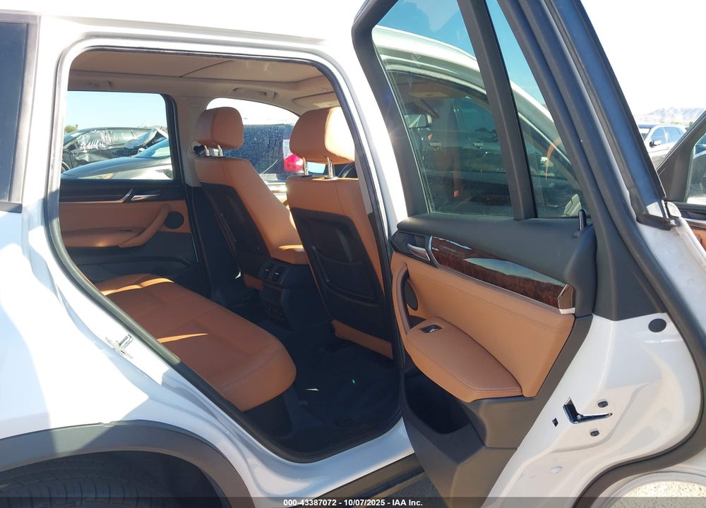 2017 BMW X3 XDRIVE28I VIN: 5UXWX9C3XH0T19402