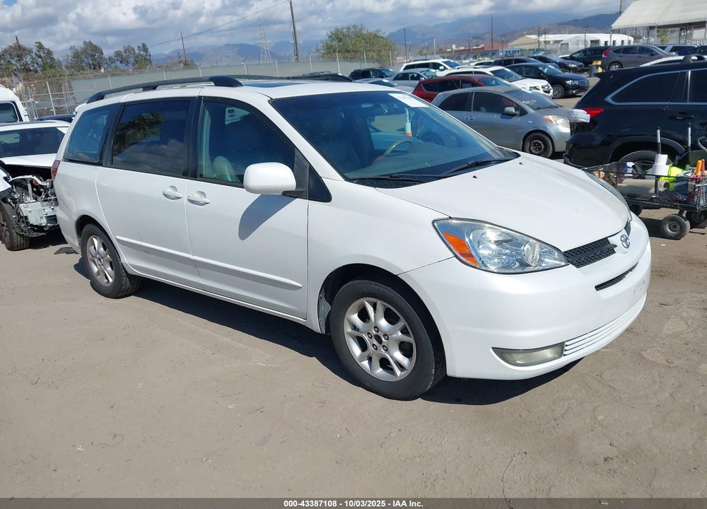 2004 TOYOTA SIENNA XLE VIN: 5TDZA22CX4S094673