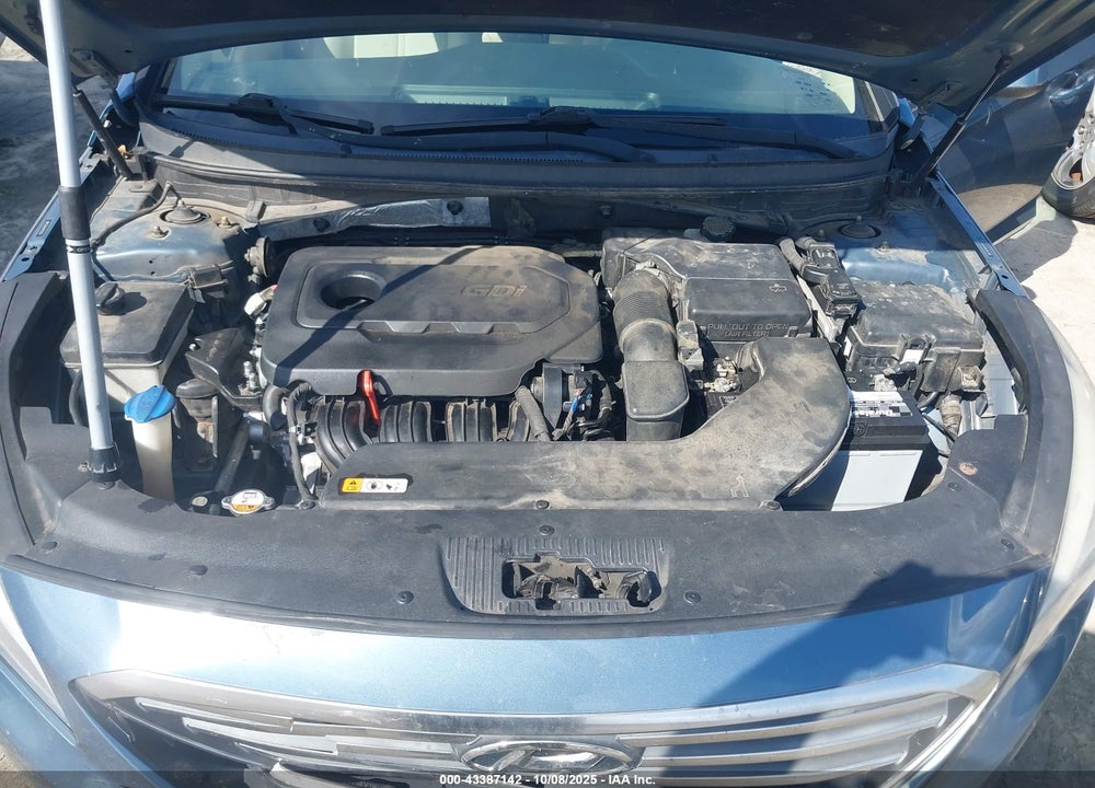 2016 HYUNDAI SONATA SE VIN: 5NPE24AF9GH352257