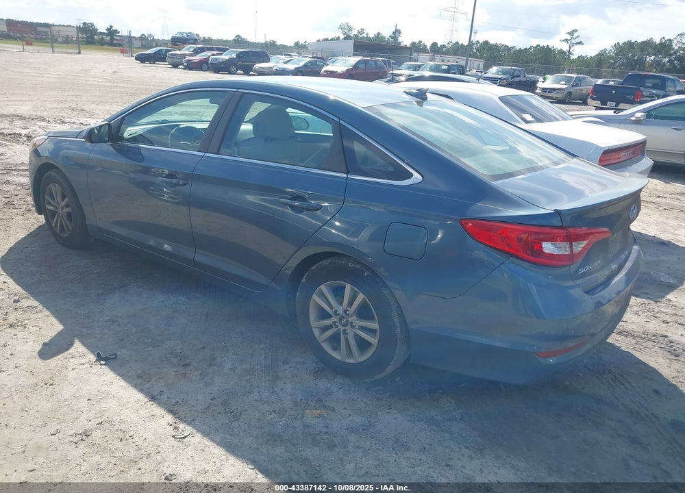 2016 HYUNDAI SONATA SE VIN: 5NPE24AF9GH352257