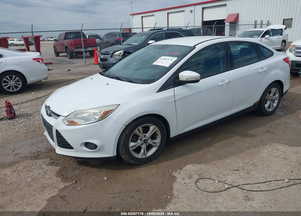 2014 FORD FOCUS SE VIN: 1FADP3F28EL232235