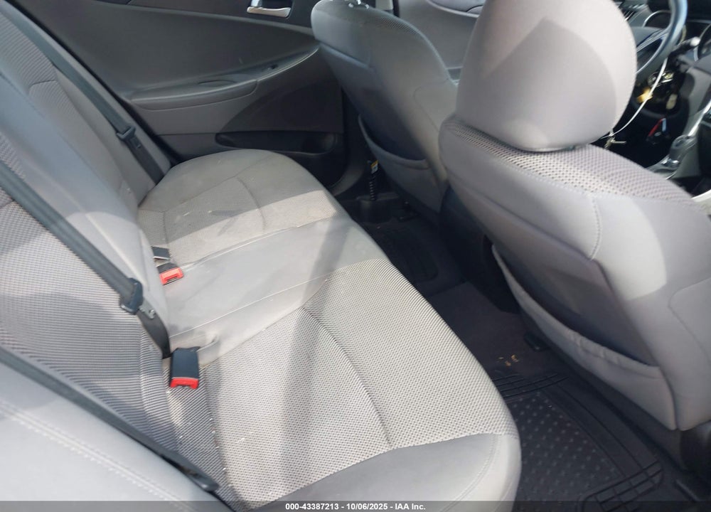 2012 HYUNDAI SONATA VIN: 5NPEB4AC6CH463798