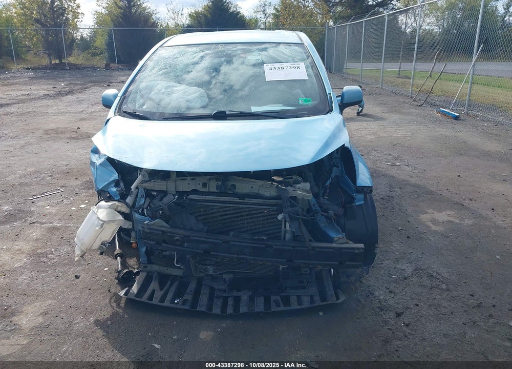 2014 NISSAN VERSA NOTE VIN: 3N1CE2CP8EL431119