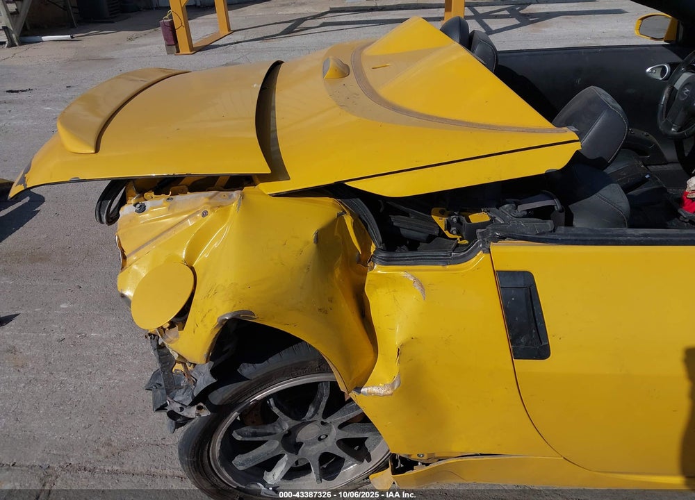 2005 NISSAN 350Z GRAND TOURING VIN: JN1AZ36A65M755359