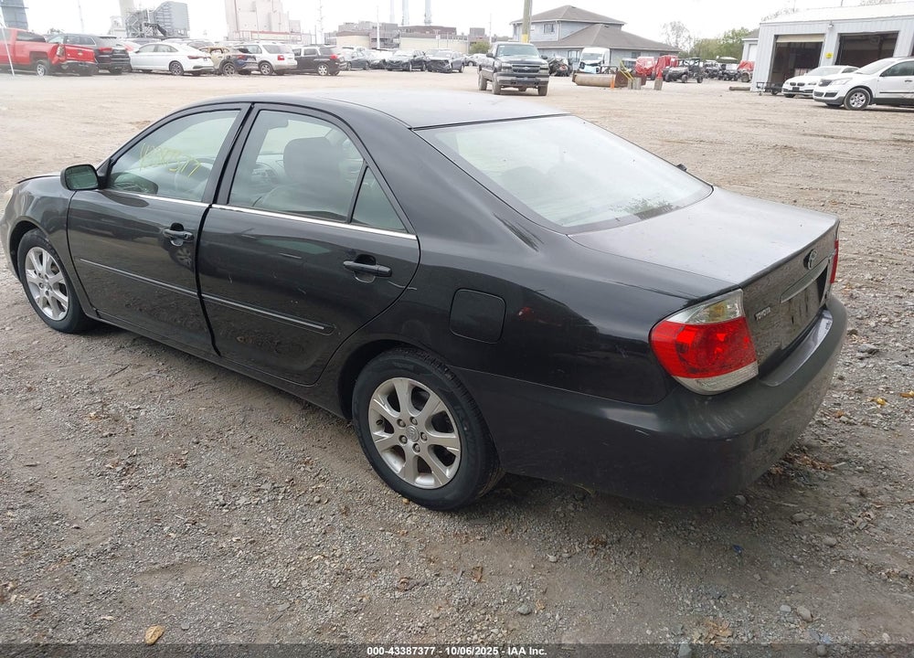 2005 TOYOTA CAMRY XLE V6 VIN: 4T1BF30K35U085678