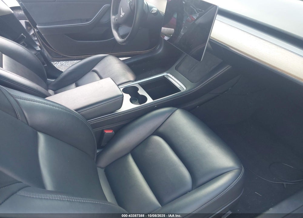 2022 TESLA MODEL 3 REAR-WHEEL DRIVE VIN: 5YJ3E1EAXNF186628