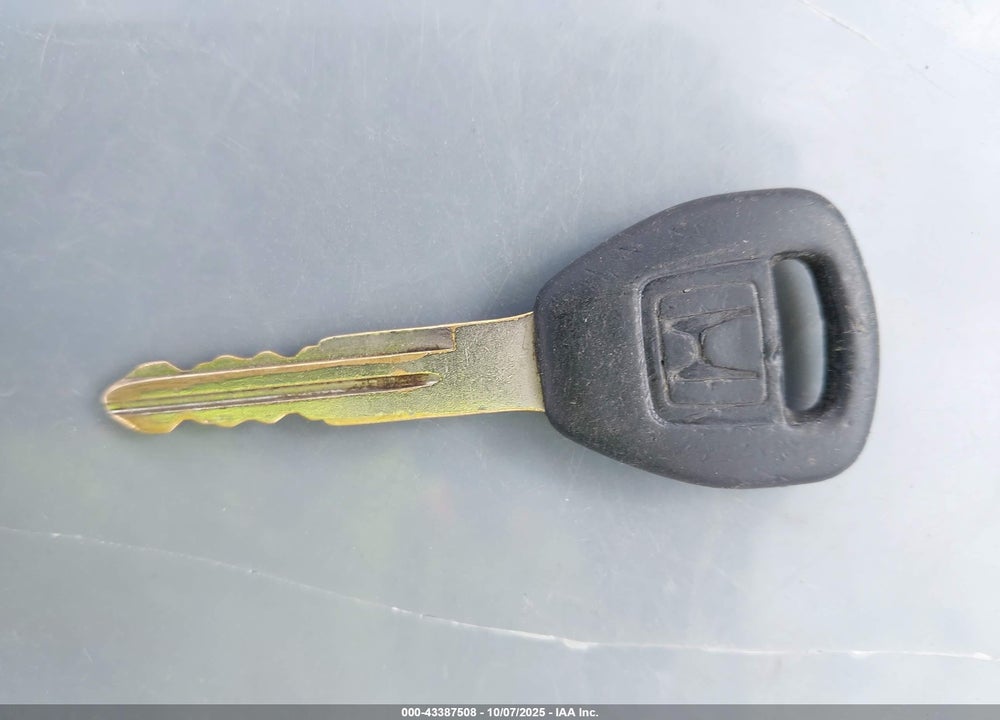 2002 HONDA ACCORD 3.0 EX VIN: 1HGCG16542A012653
