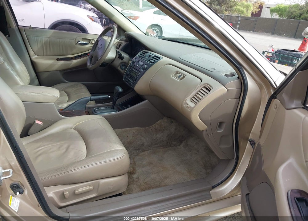 2002 HONDA ACCORD 3.0 EX VIN: 1HGCG16542A012653