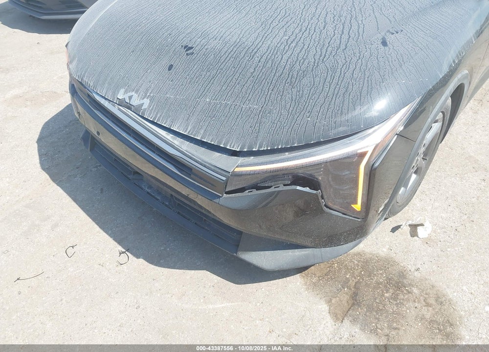 2025 KIA K4 LXS VIN: 3KPFT4DE0SE032164