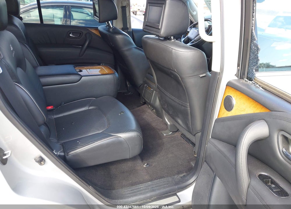 2011 INFINITI QX56 VIN: JN8AZ2NF5B9502380