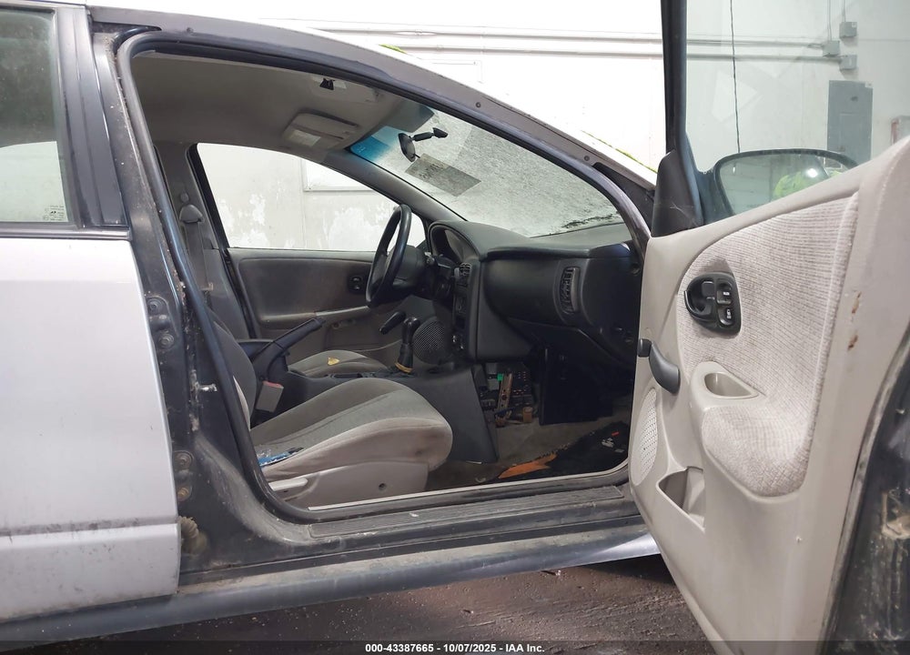 2001 SATURN SL2 VIN: 1G8ZJ54751Z324075