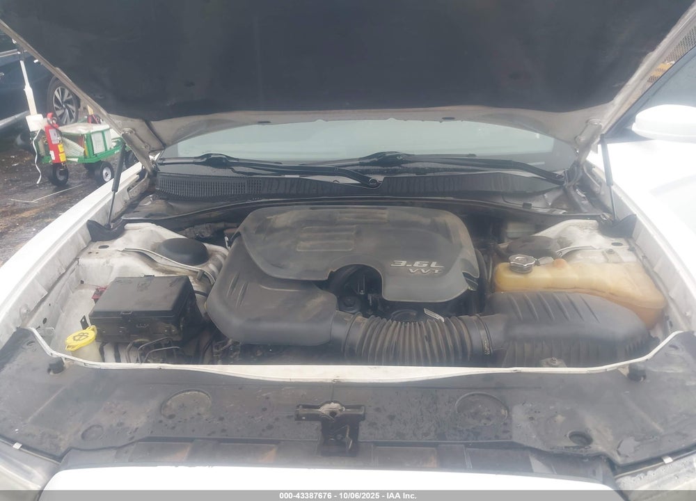 2013 DODGE CHARGER SXT VIN: 2C3CDXHGXDH550209