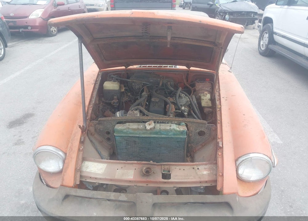 1975 MGB CONVERTABLE VIN: GAN5UF371559G