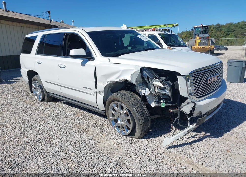 2016 GMC YUKON DENALI VIN: 1GKS2CKJ7GR337513