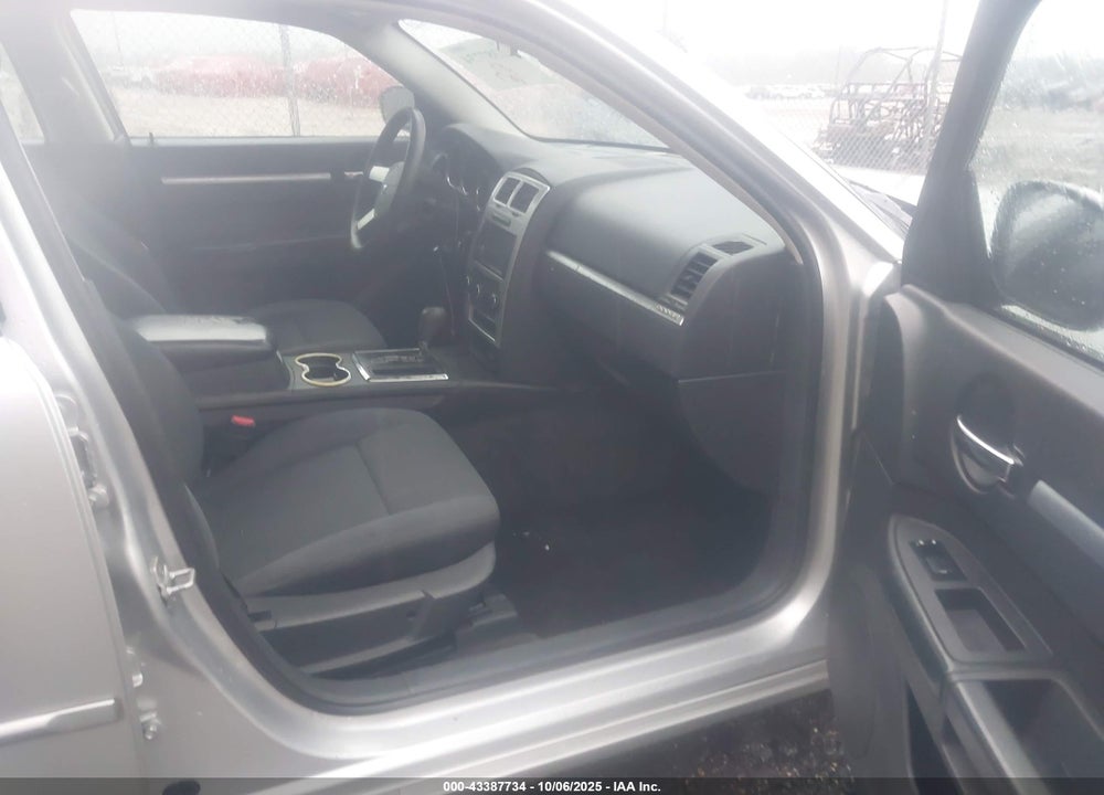 2010 DODGE CHARGER SXT VIN: 2B3CA3CV8AH247753