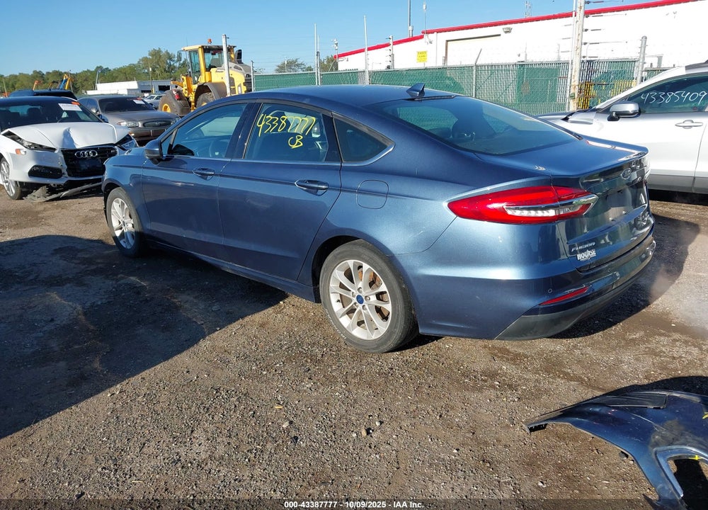 2019 FORD FUSION VIN: 3FA6P0HD2KR275312