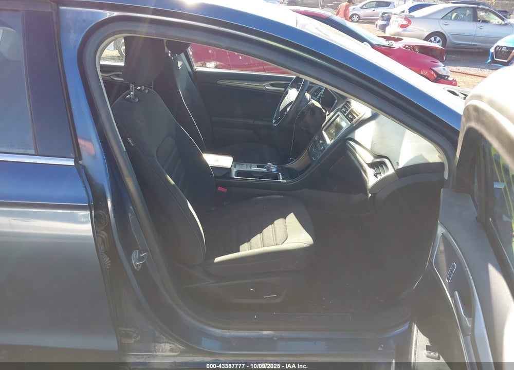 2019 FORD FUSION VIN: 3FA6P0HD2KR275312
