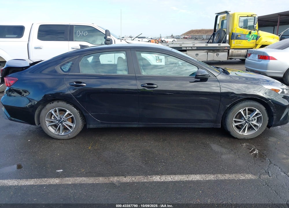 2022 KIA FORTE LXS VIN: 3KPF24AD6NE432748