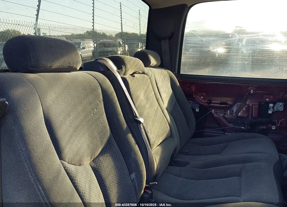 2004 CHEVROLET SILVERADO 1500 Z71 VIN: 2GCEK13T041398428