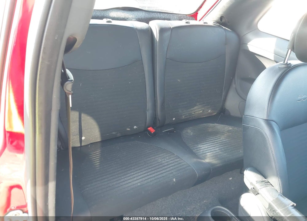2015 FIAT 500 VIN: 3C3CFFBR1FT550060