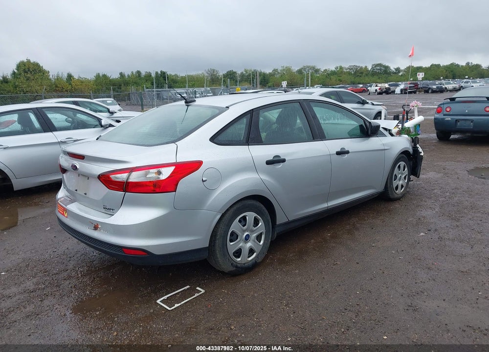 2012 FORD FOCUS VIN: 1FAHP3E27CL226281