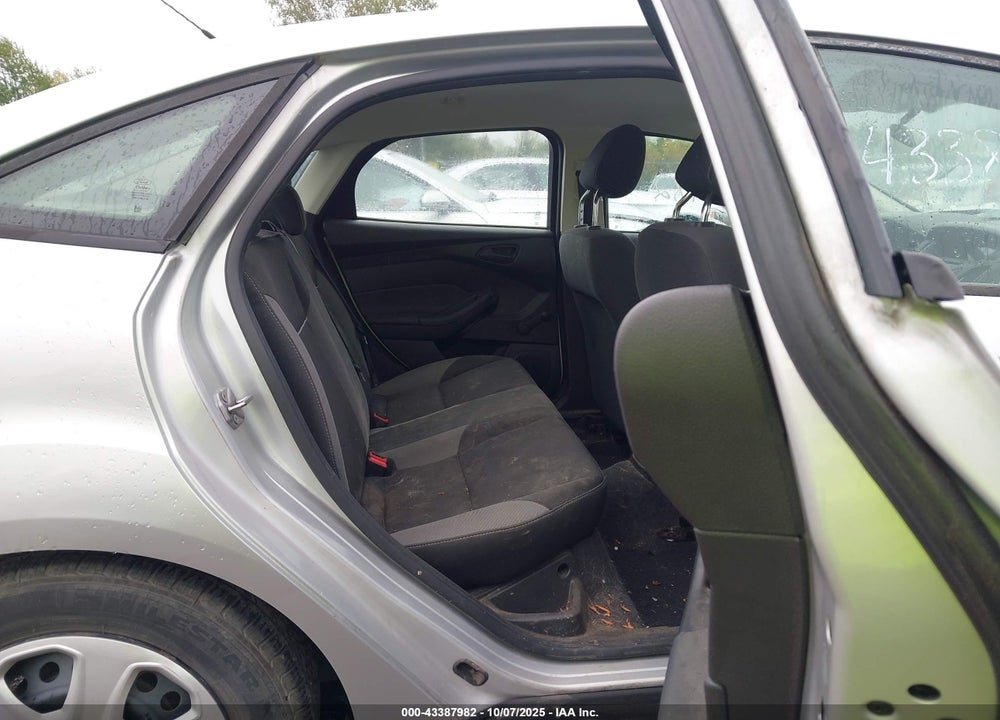 2012 FORD FOCUS VIN: 1FAHP3E27CL226281