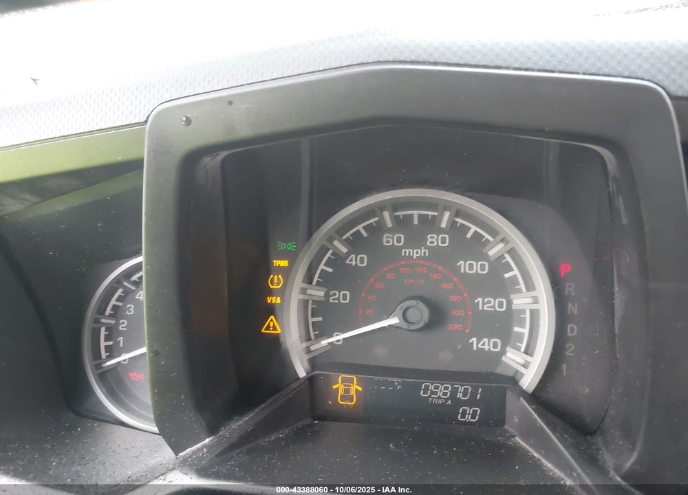 2011 HONDA RIDGELINE RTL VIN: 5FPYK1F54BB009978