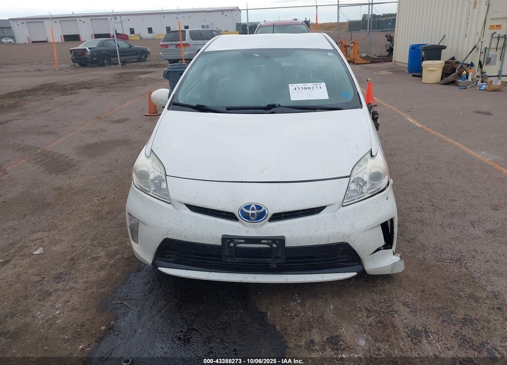 2013 TOYOTA PRIUS TWO VIN: JTDKN3DUXD1728935
