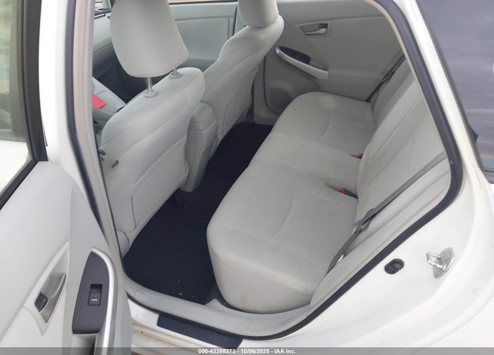 2013 TOYOTA PRIUS TWO VIN: JTDKN3DUXD1728935