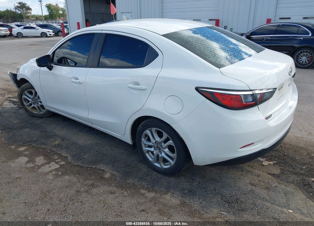 2016 SCION IA VIN: 3MYDLBZV9GY110453