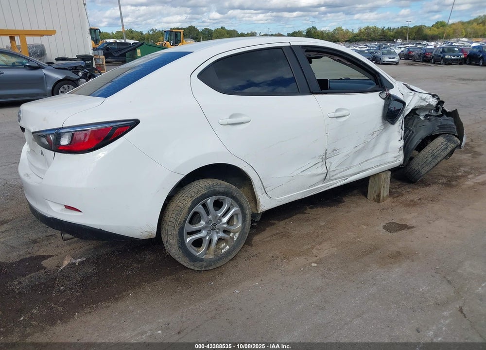 2016 SCION IA VIN: 3MYDLBZV9GY110453