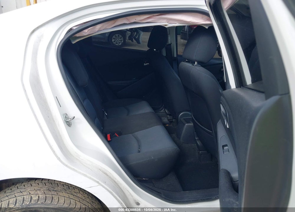 2016 SCION IA VIN: 3MYDLBZV9GY110453